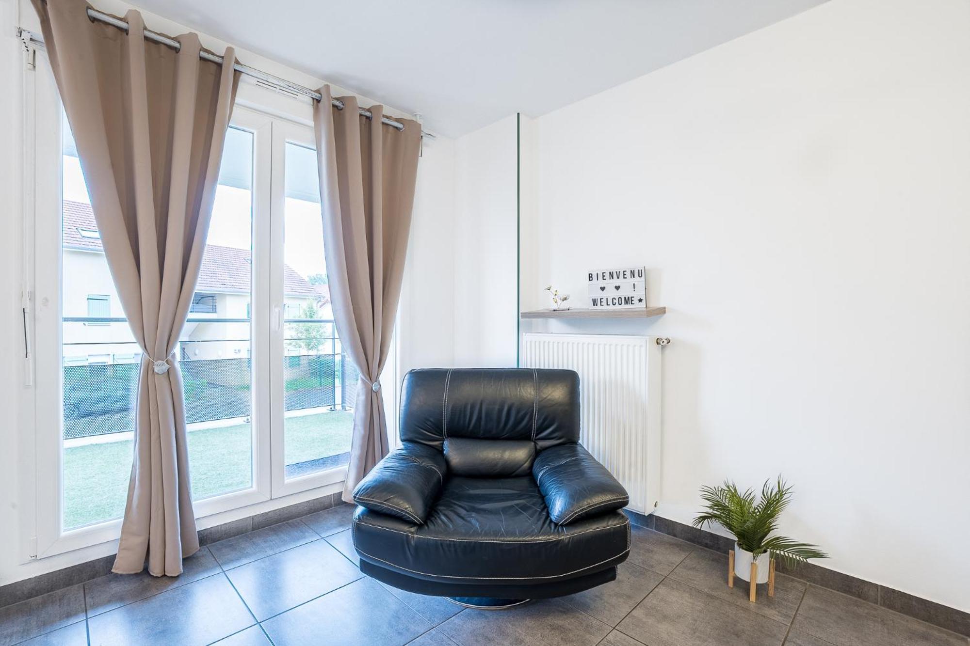 Spacieux - 4 Pers' - Balcon - 2 Lits - Parking Woippy Екстер'єр фото